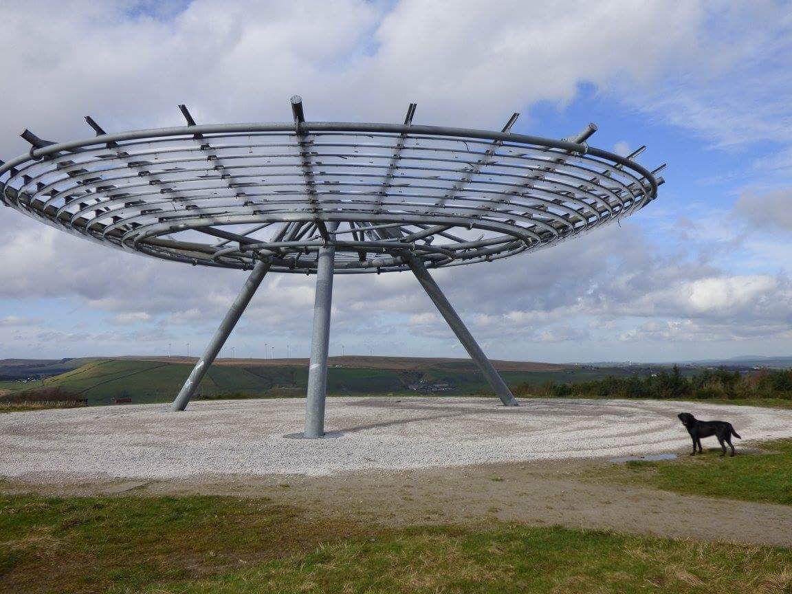 Another East Lancs Panopticon. This reminds me of a spaceship....and does actually light up at night. Views of Rossendale. We walked up from the Whitaker Museum and park in Rawtenstall, following the Shoe Trail. #stunningstructures 