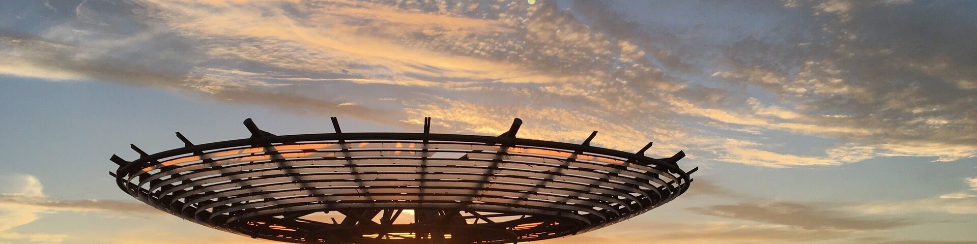 A great walk and spectacular view from all angles. The halo lights up at night and is worth going up as the sun is setting and staying as it sets and the halo lights up.