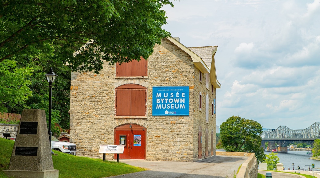 Bytown Museum which includes heritage elements and signage