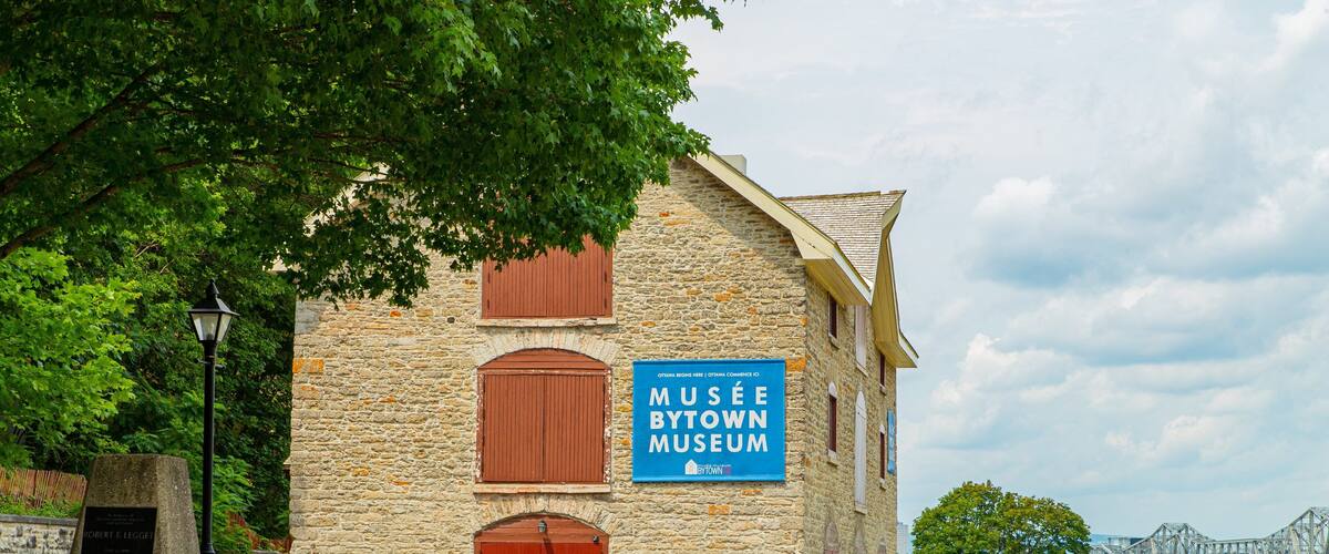 Bytown Museum which includes heritage elements and signage