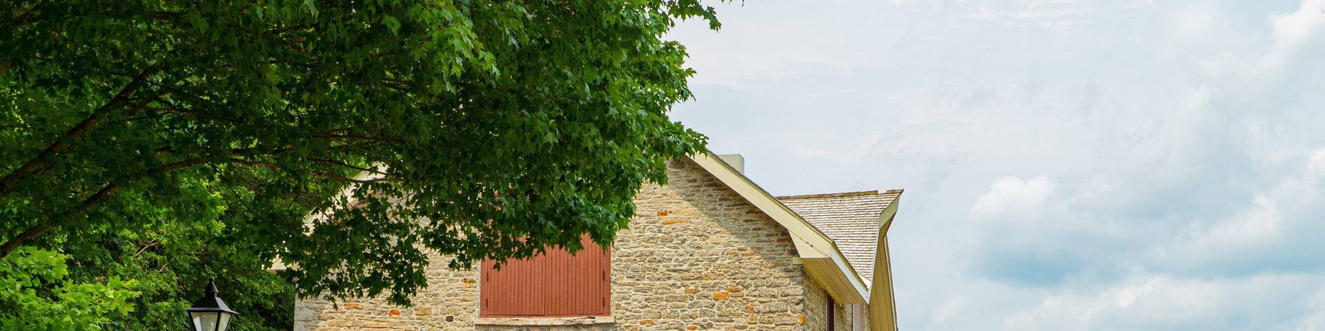Bytown Museum which includes heritage elements and signage