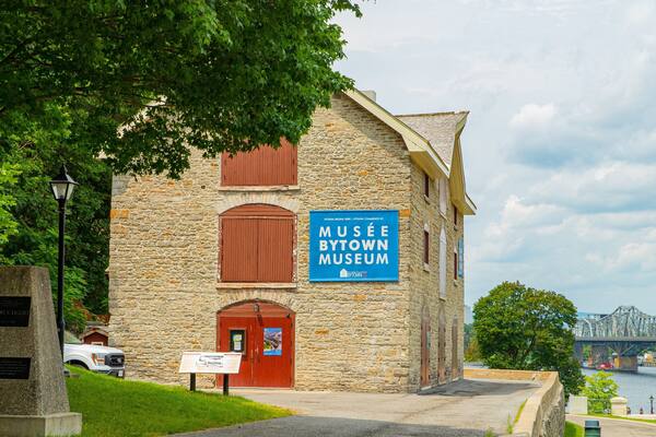 Bytown Museum which includes heritage elements and signage