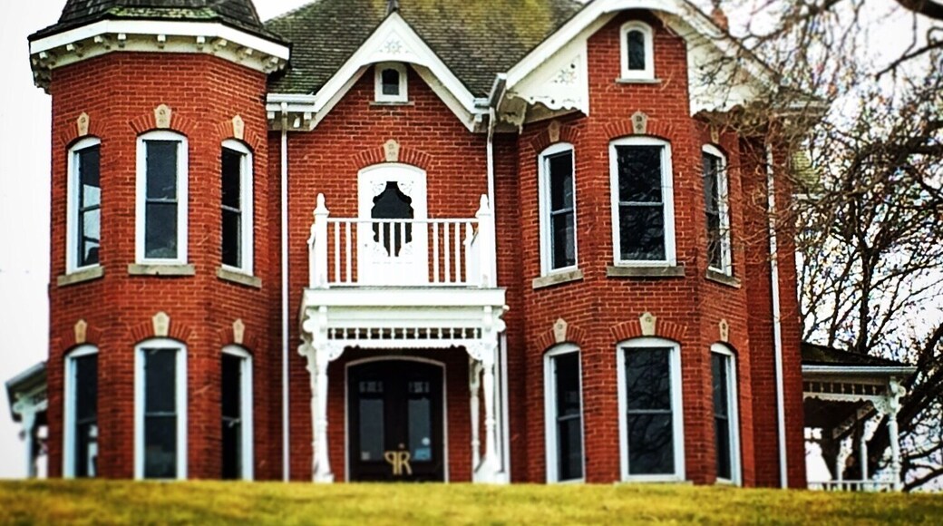 A gem in Niagara - the historic home that serves as restaurant for Peninsula ridge Estates Winery.