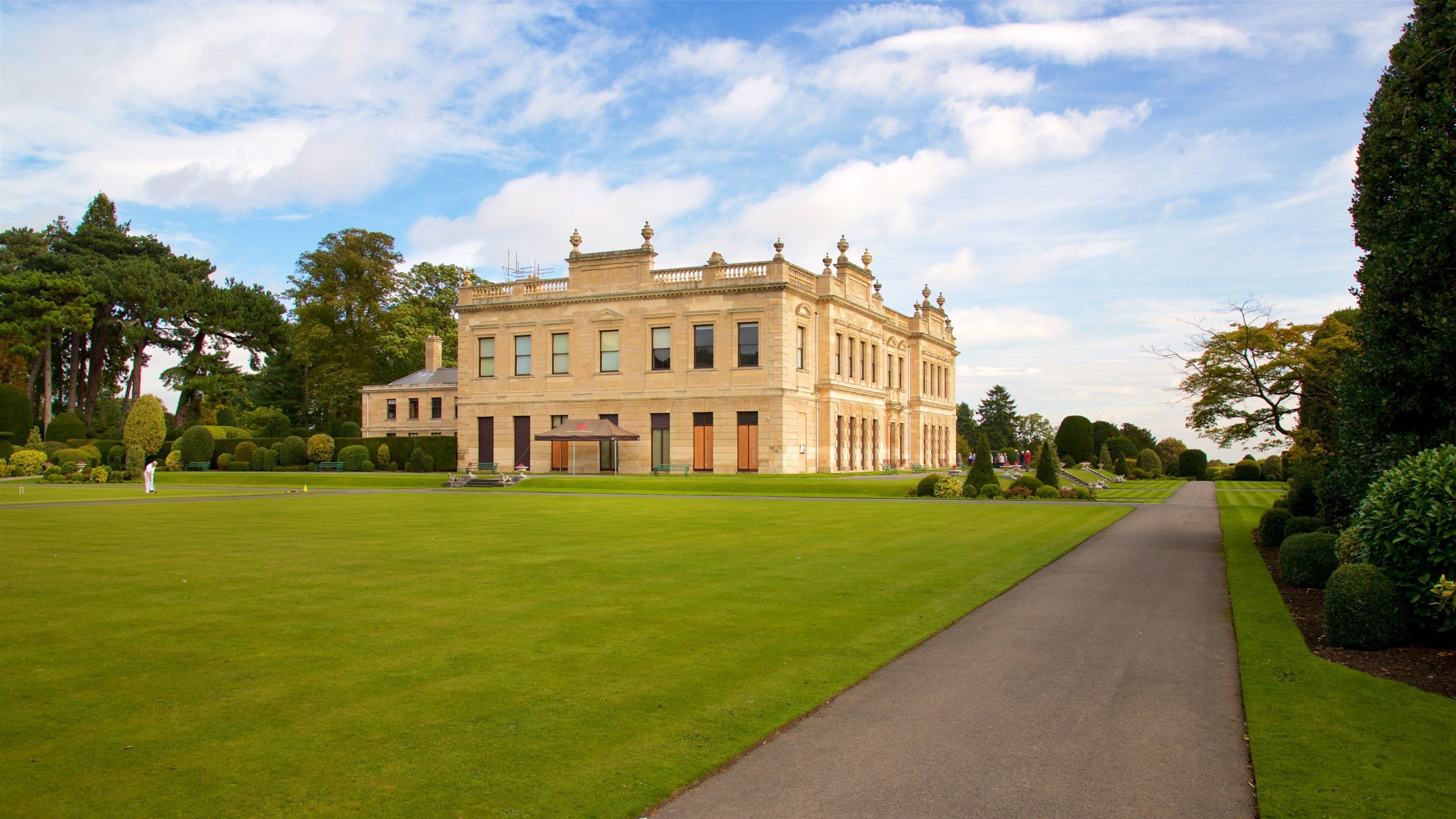 Brodsworth Hall featuring a garden and heritage architecture