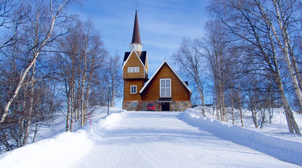 Karesuando Parish showing a house and snow