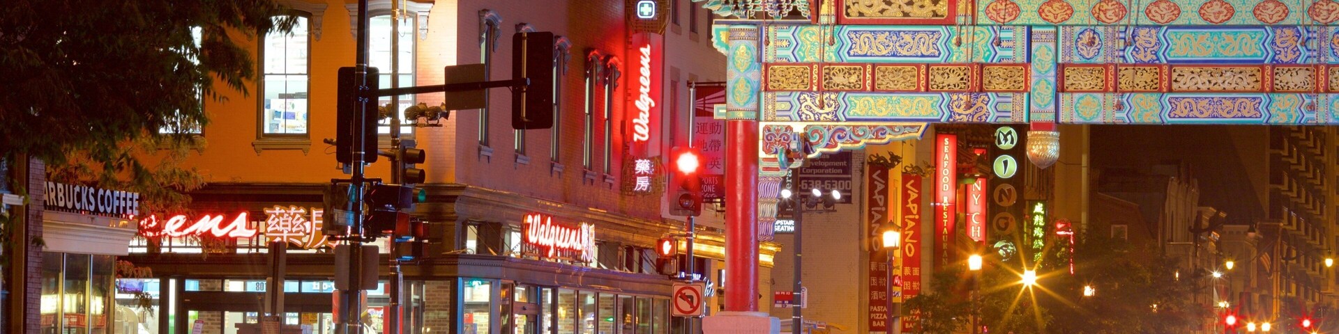 Washington showing street scenes, night scenes and a city