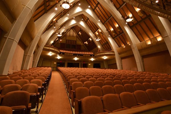 Sunset Center mettant en vedette scÚnes de théùtre et scÚnes intérieures