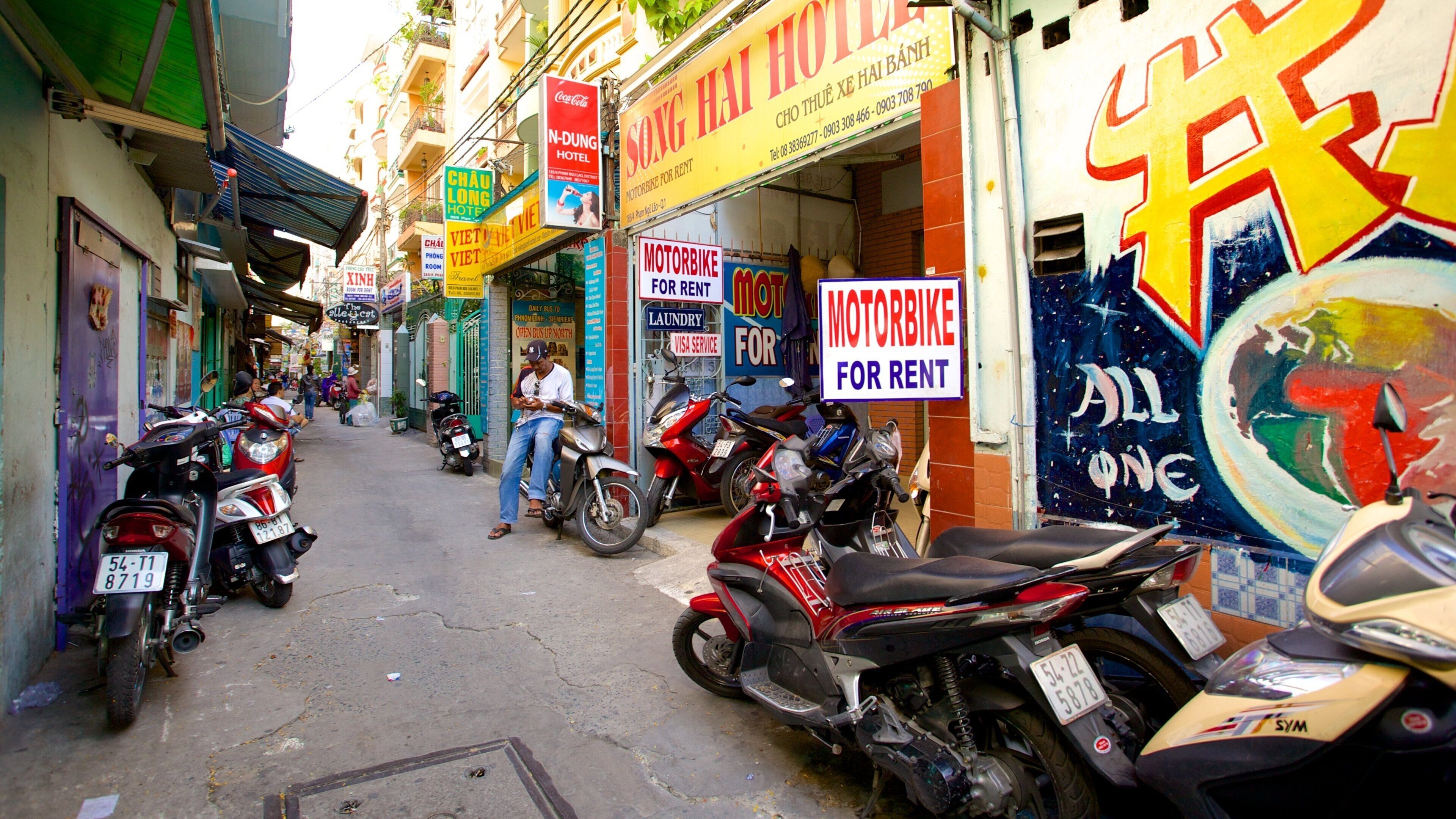 Pham Ngu Lao featuring a city and street scenes