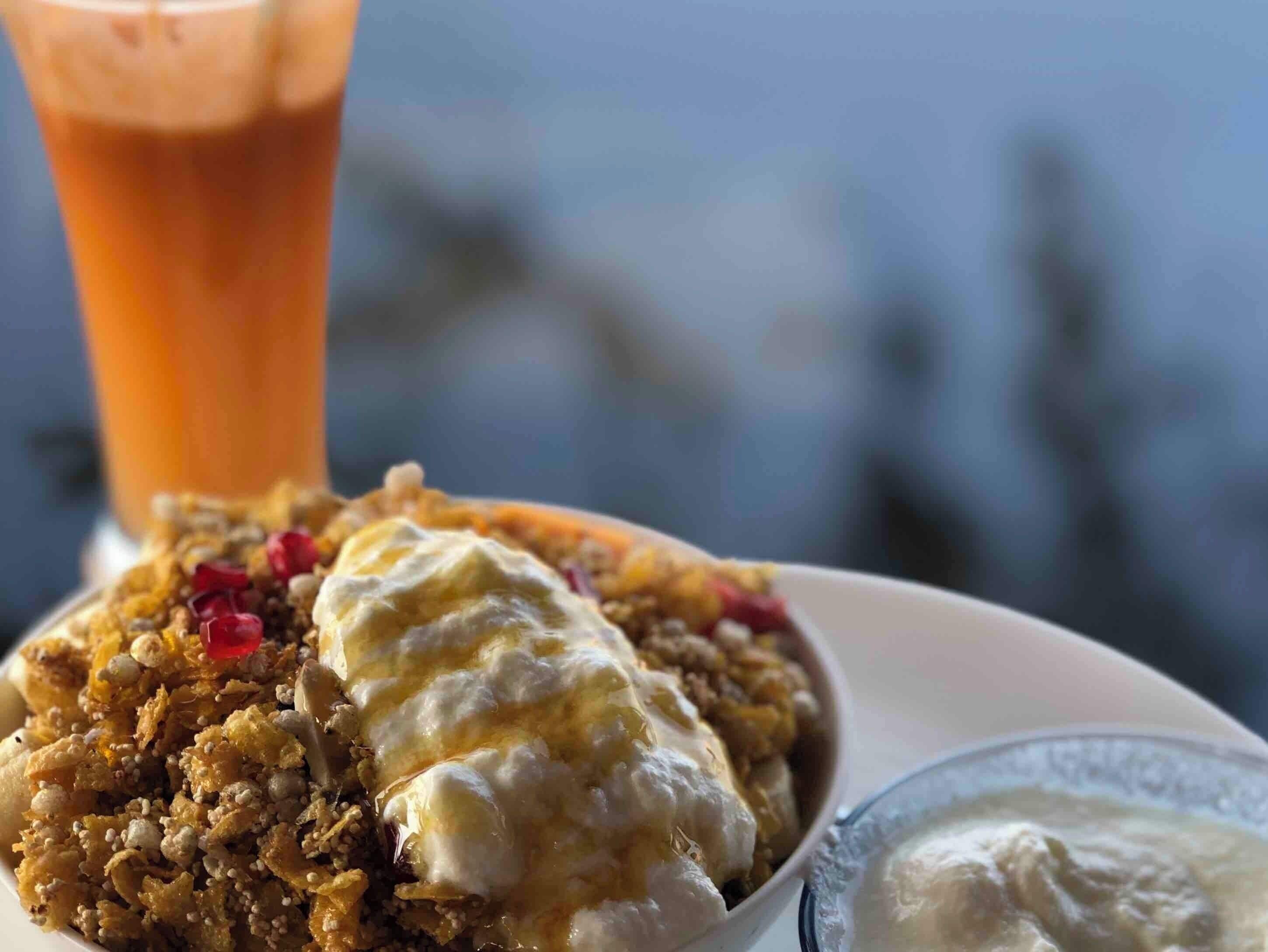 A yummy and healthy breakfast at Madhu which is right on the beach in Agonda, Goa.