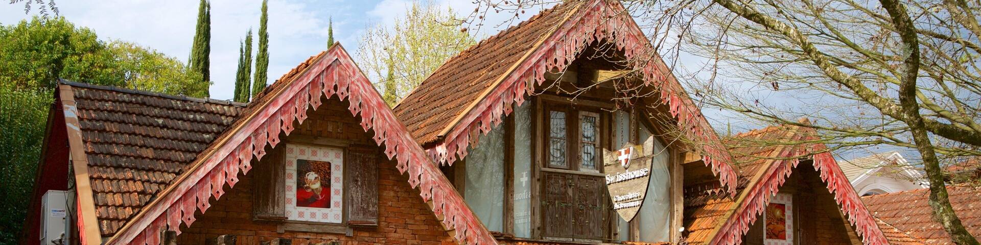 Nicoletti Square featuring a small town or village