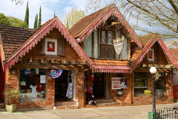 Nicoletti Square featuring a small town or village