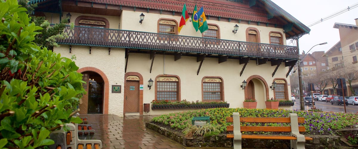 Prefeitura de Gramado qui includes bâtiment public