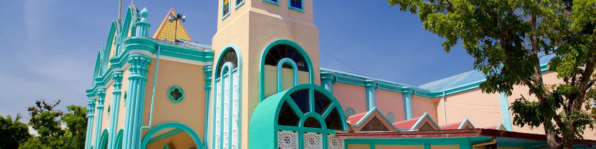 San Roque Chapel caracterizando arquitetura de patrimônio, aspectos religiosos e uma igreja ou catedral