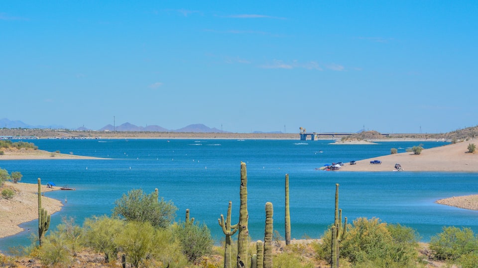 View of Lake Pleasant in Lake Pleasant Regional Park, Sonoran Desert, Arizona USA