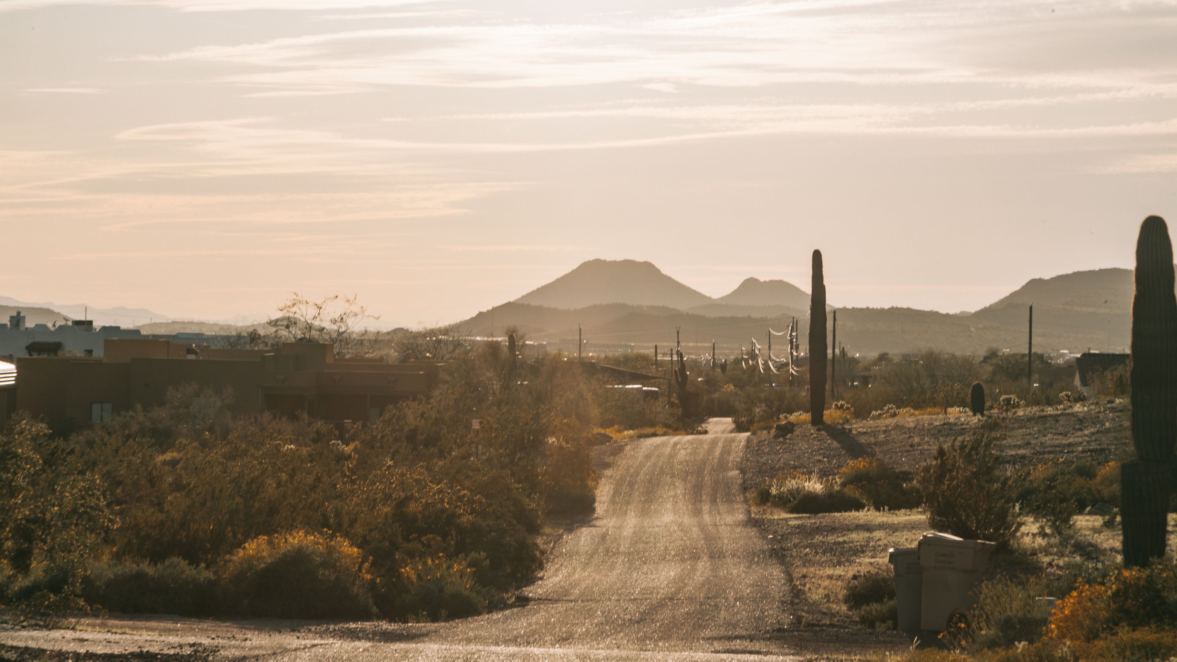 Deer Valley showing a sunset, desert views and landscape views