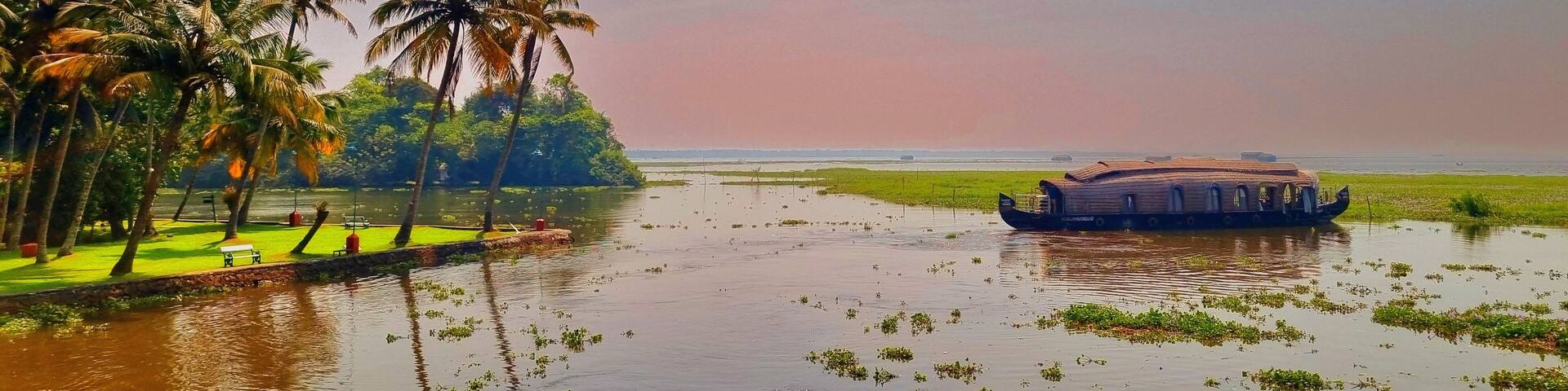 Boating in Kumarakom pt1