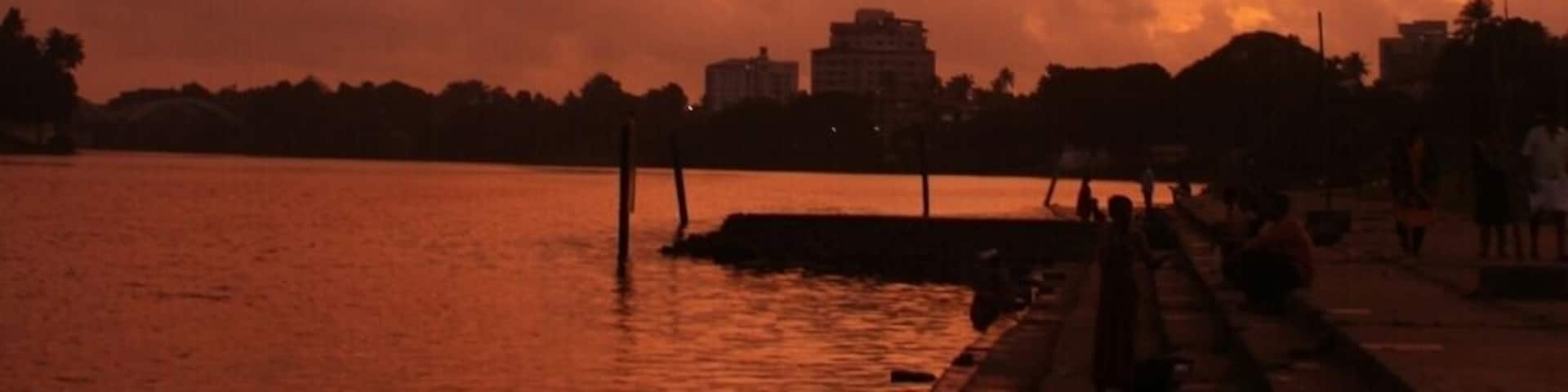 This is the place known for its famous sivarathri festival.During the rainy season the siva temple on the banks of aluva river sinks entirely below the river and only the deity is seen above the water.it is certainly one of the beautiful scene to watch when in kerala
#sunset
#nofilter
#bruisedpassports
#trover