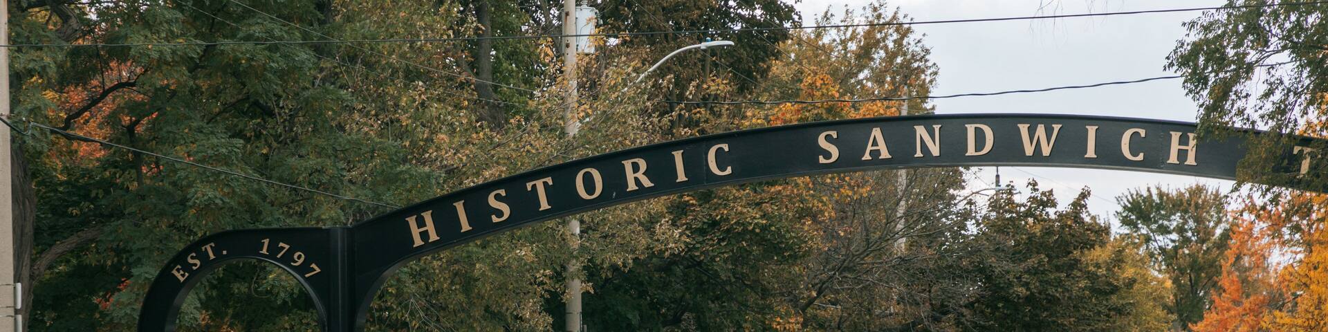 Sandwich Towne showing signage