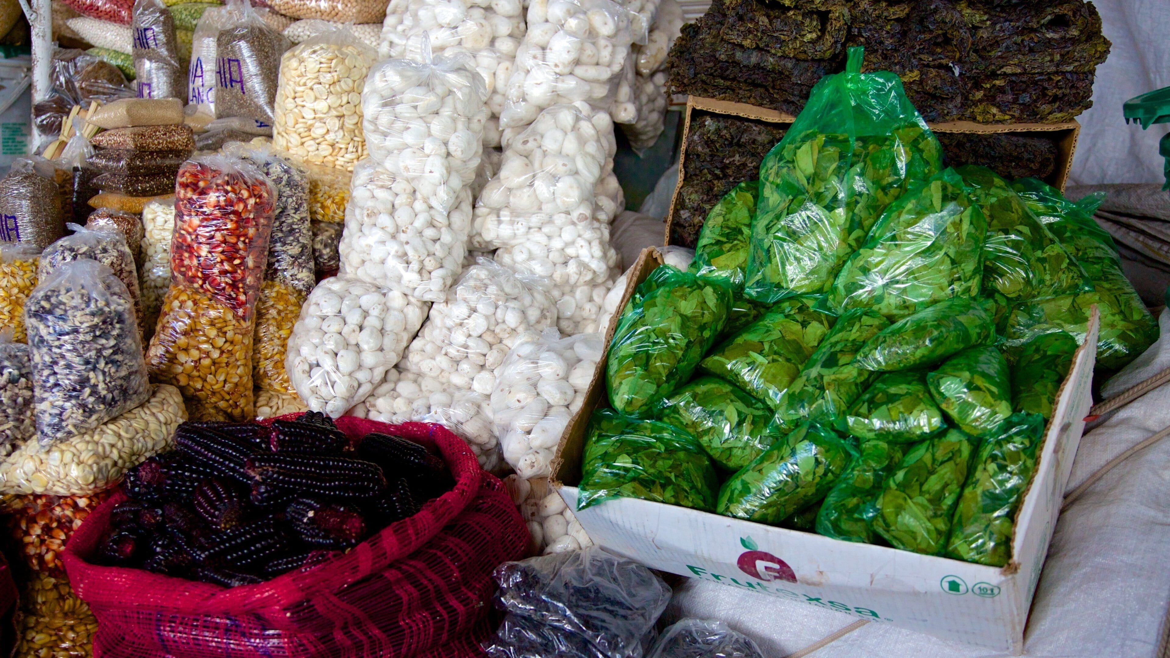 Cusco San Pedro Market showing markets and food
