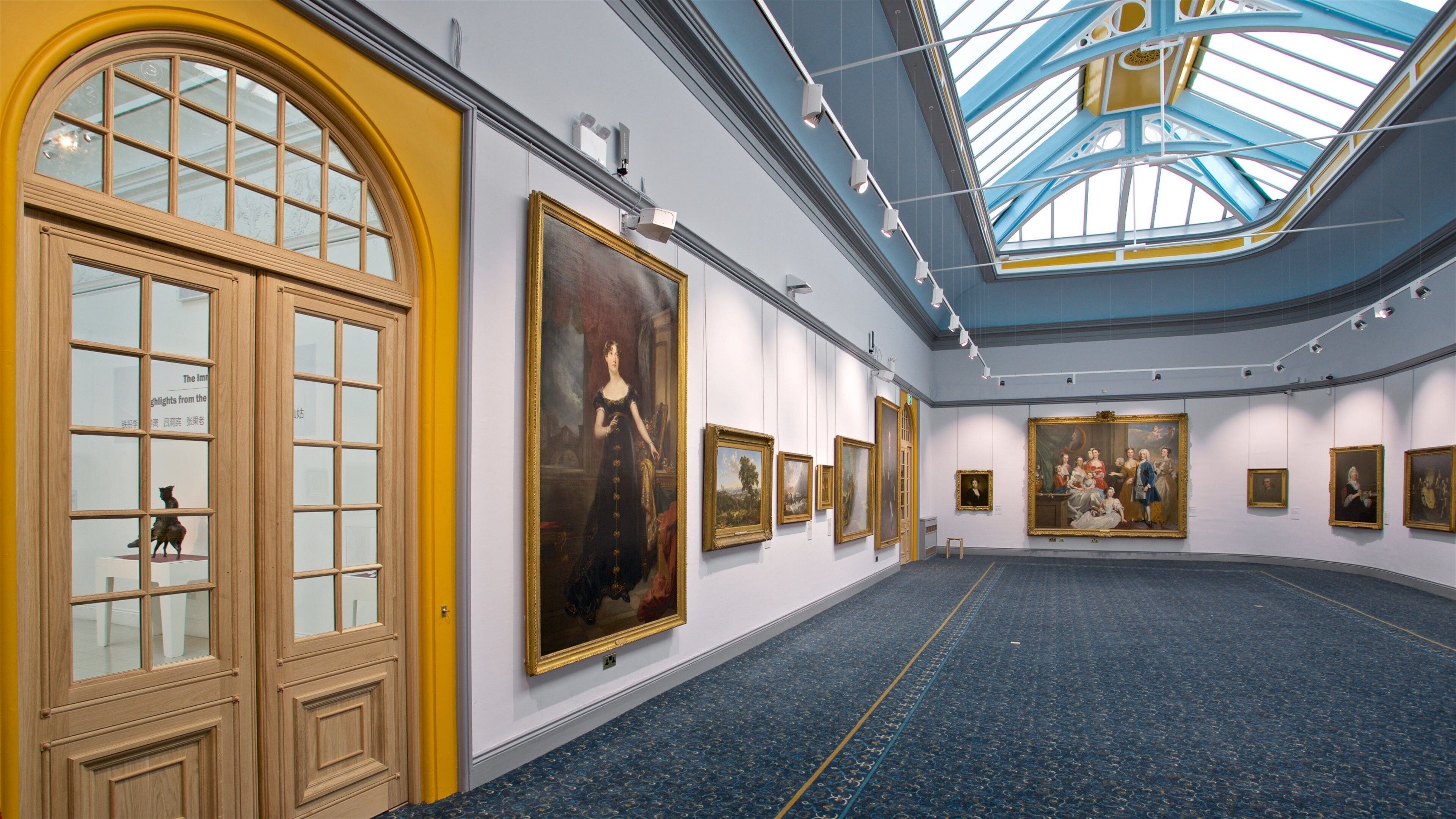 Wolverhampton Art Gallery featuring art and interior views