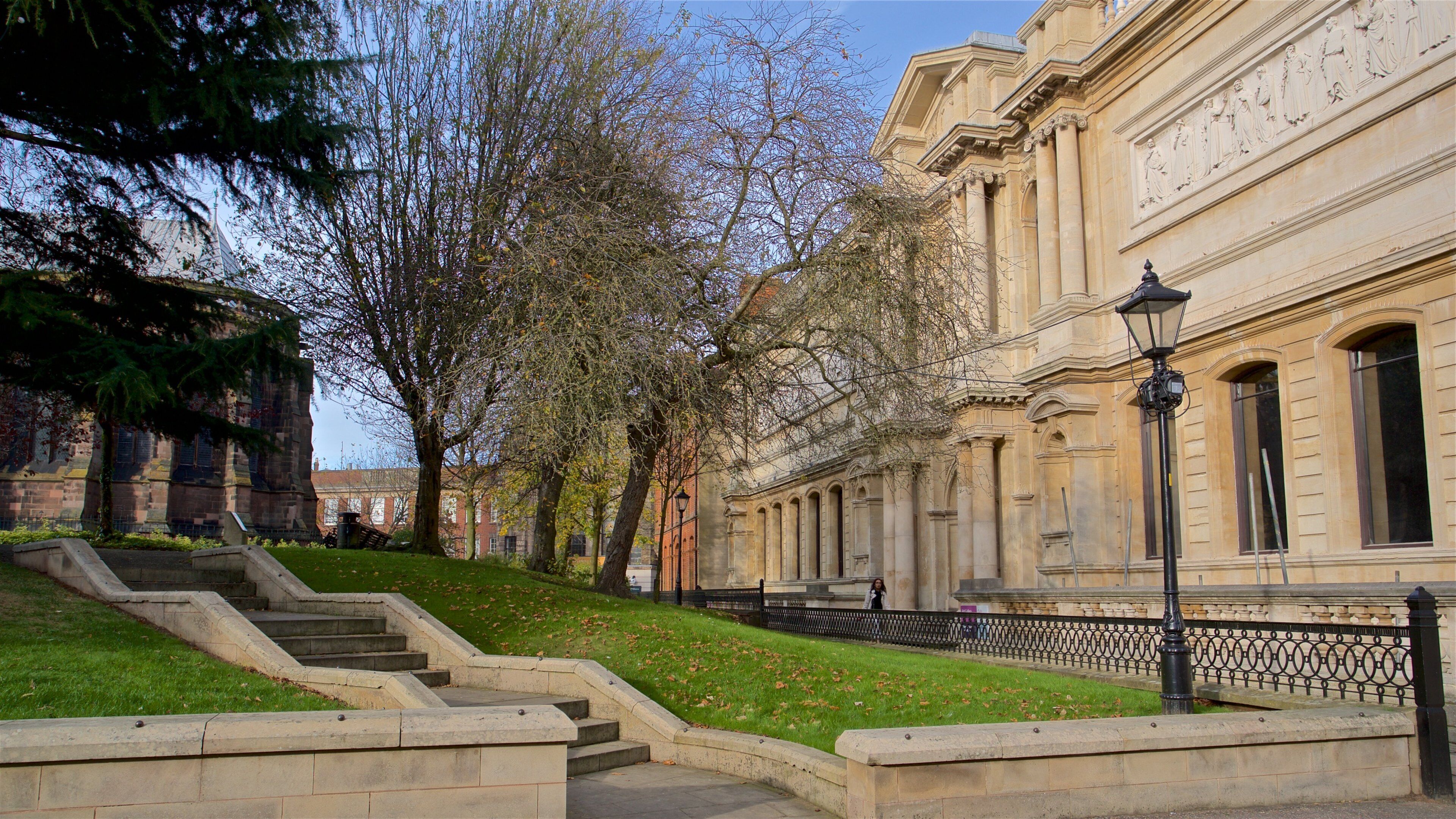 Wolverhampton Art Gallery which includes a garden and heritage elements