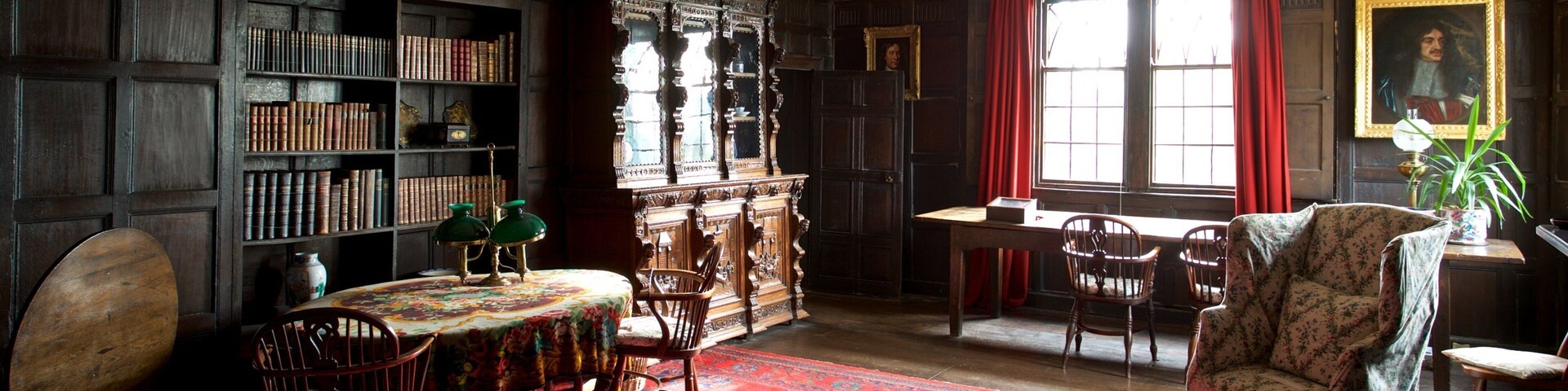 Boscobel House mostrando elementos patrimoniales, una casa y vista interna