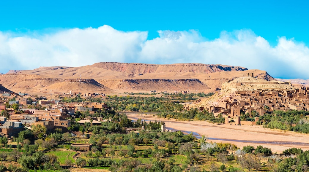 ์ฌ์ฐ์ค๋ง์ฌ๋๋ผ