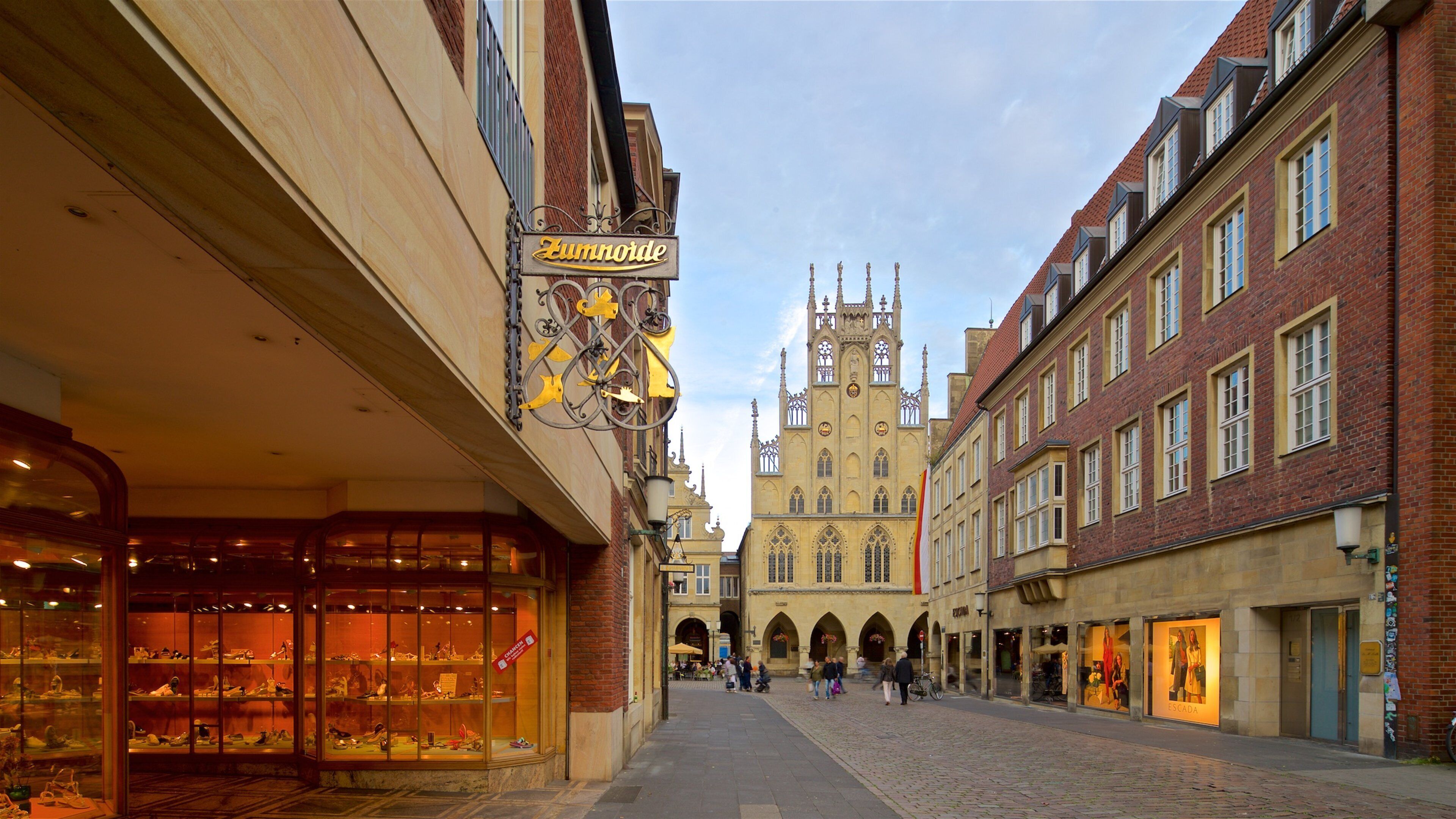 Historisches Rathaus featuring heritage architecture, signage and street scenes