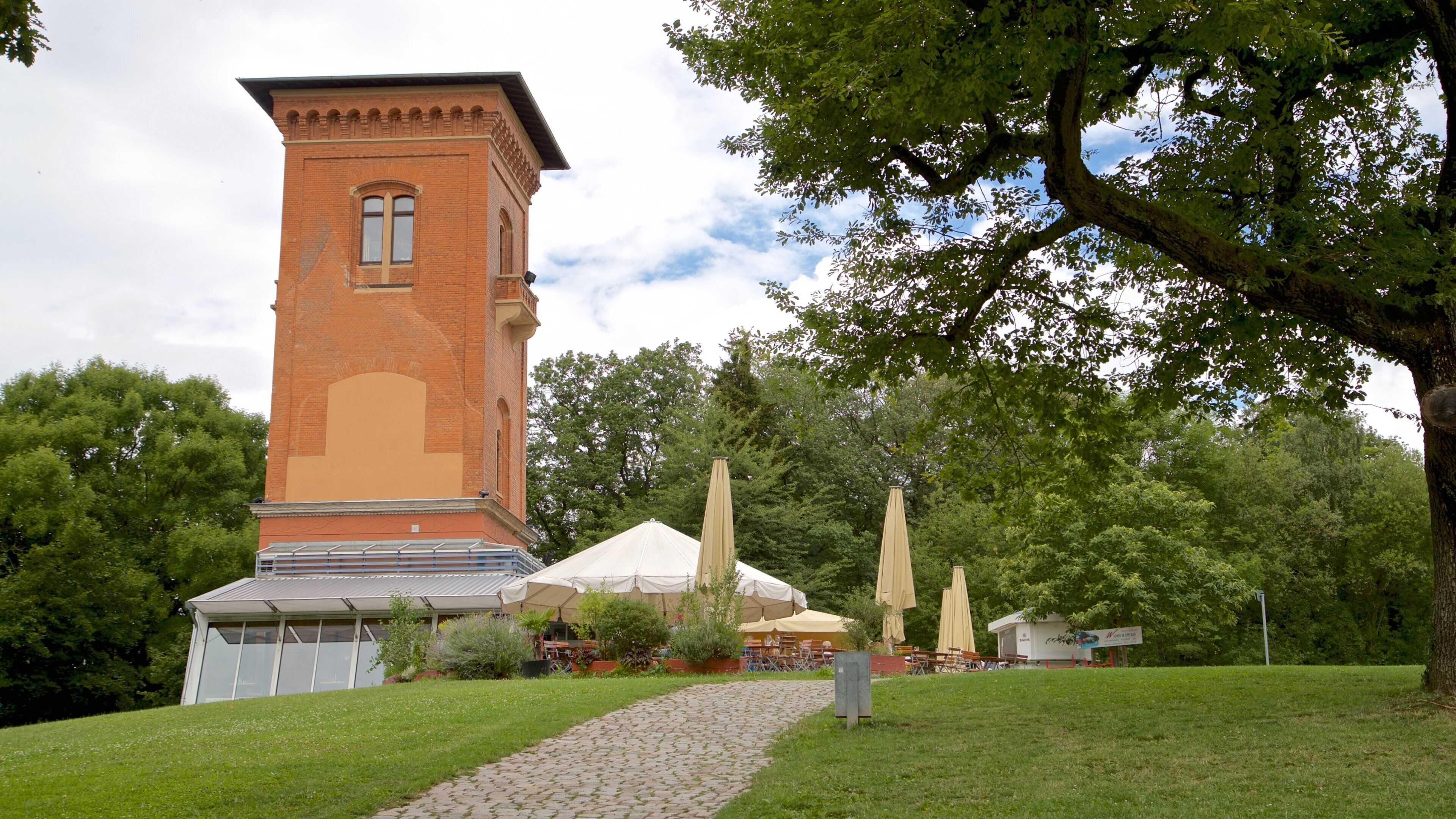 內奧山 设有 懷舊元素 和 花園