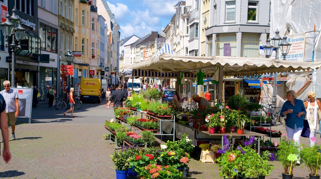 Bonn Marketplace showing markets and flowers