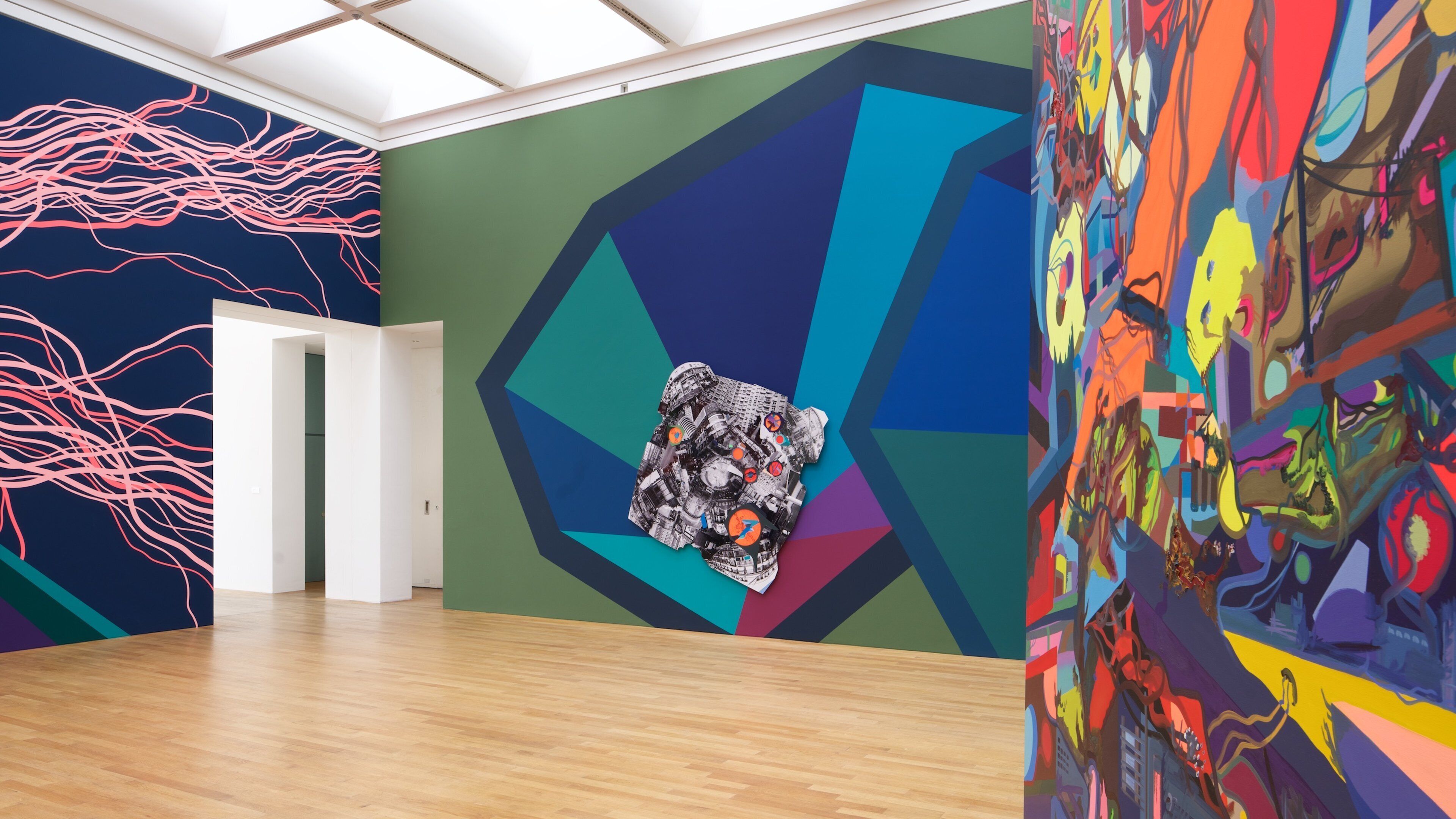 Bonn Arts Museum which includes interior views and art