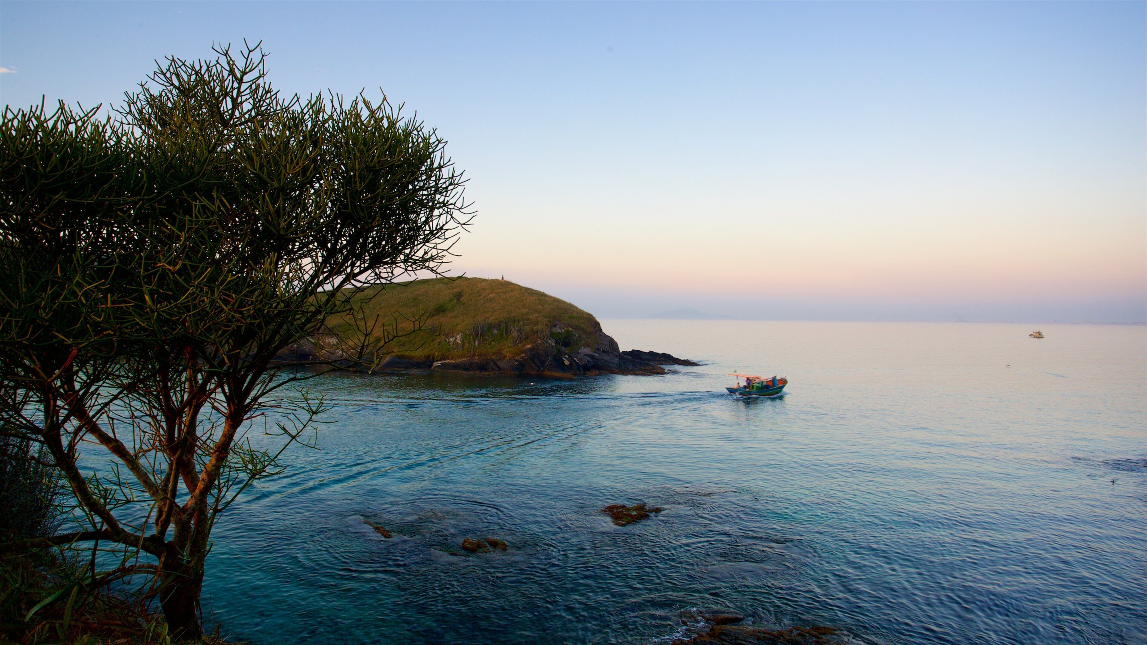Arpoador Mount showing general coastal views, a sunset and boating