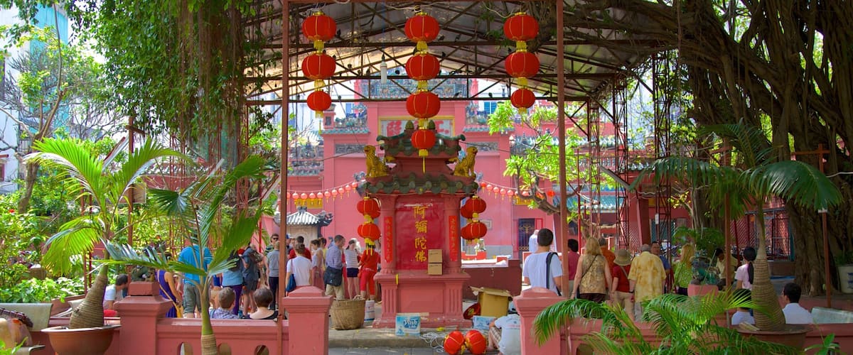 Pagoda Giac Lam que incluye un templo o lugar de culto