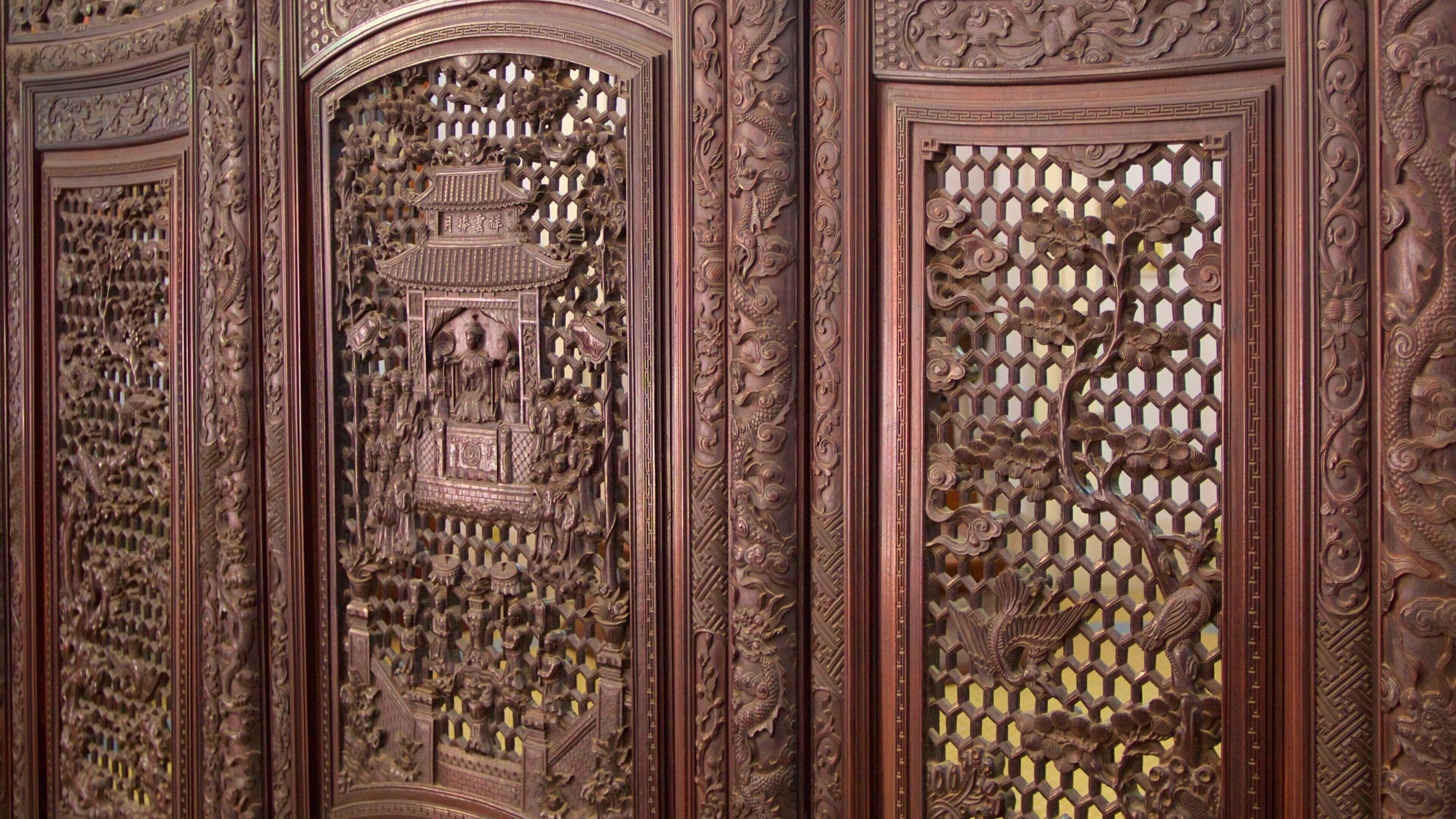 Museu de História Vietnamita que inclui vistas internas