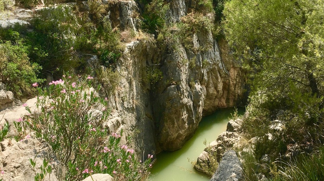 .... discover Chulilla