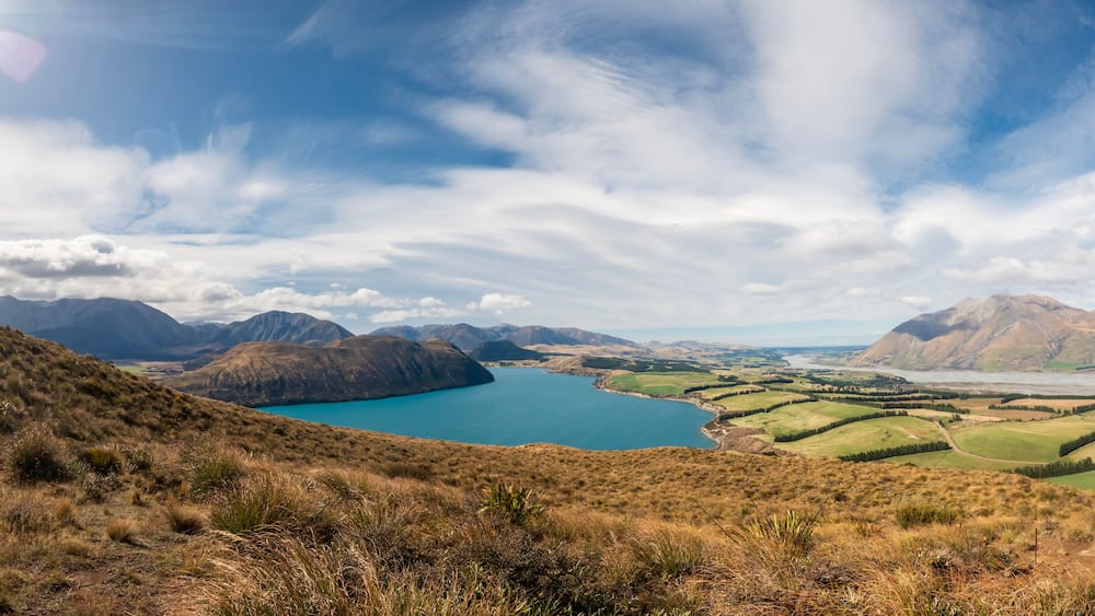 Panoramic Overlook: Peak Hill Track Revealing Stunning Landscape of Lake Coleridge and Canterbury Plains, Mew Zealand