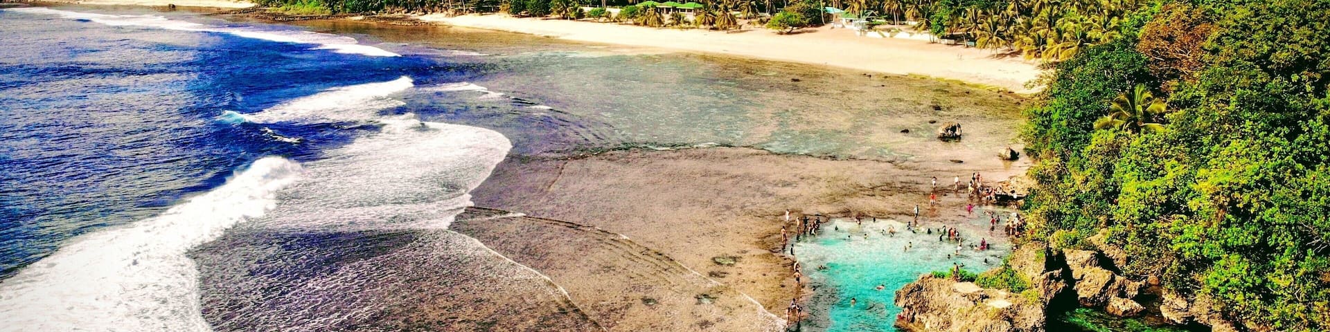 Drone shot of the natural infinity pool seen during low tide