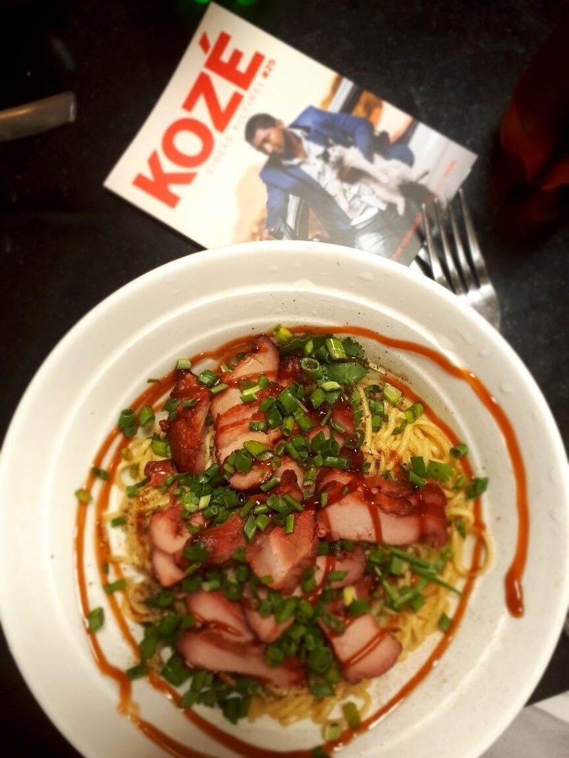"Mine bouille" boiled noodles are one of the most famous dish in Mauritius. Chinese origin you only have to boiled the noodles 2 to 3 minutes in very hot water and you serve with any meat of your choice and a soup of soy sauce.
Try and give your feedbacks 😉😉
#expedianmauritius #sharingmycountry #localfood