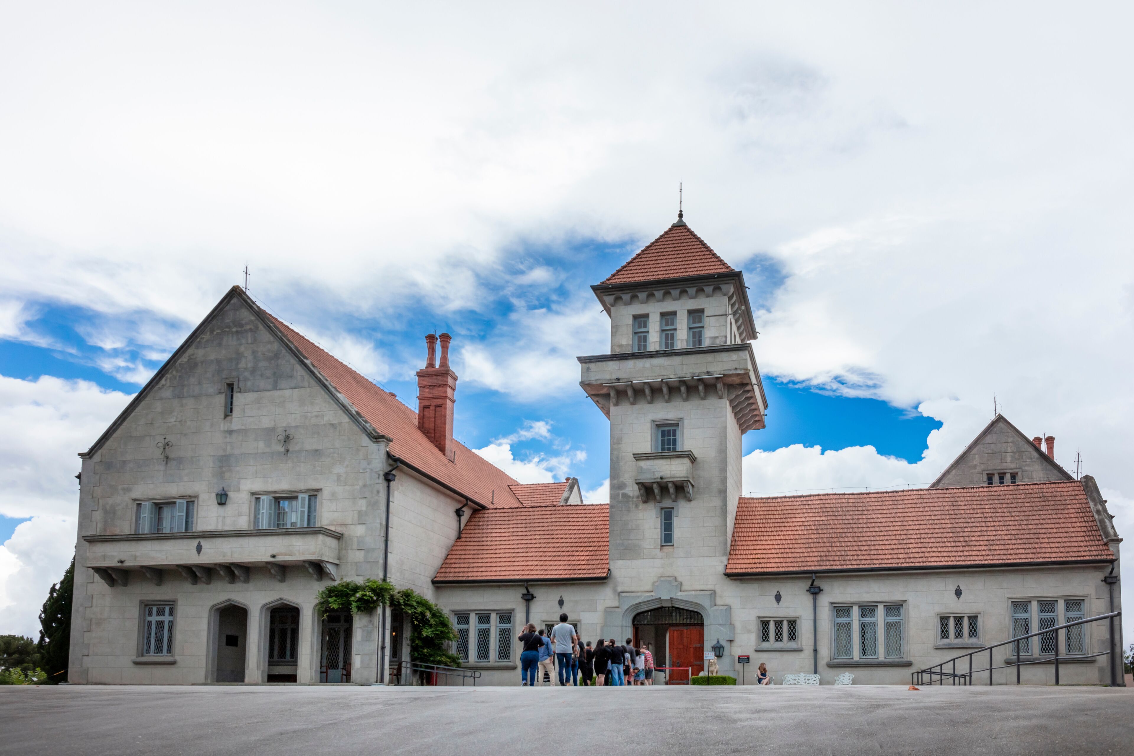 Boa Vista Palace is the official winter residence of the Governor of the State of Sao Paulo. Located in Alto da Boa Vista, in the city of Campos do Jordao