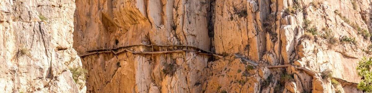 The beginning of #elcaminitodelrey in #elchorro. Some people says it's the most #dangerous #hike in the #world! Sadly we didn't make it before restoration. So we can't tell you. #troveron #spain #nature #travel #travelingtheworld #wanderlust