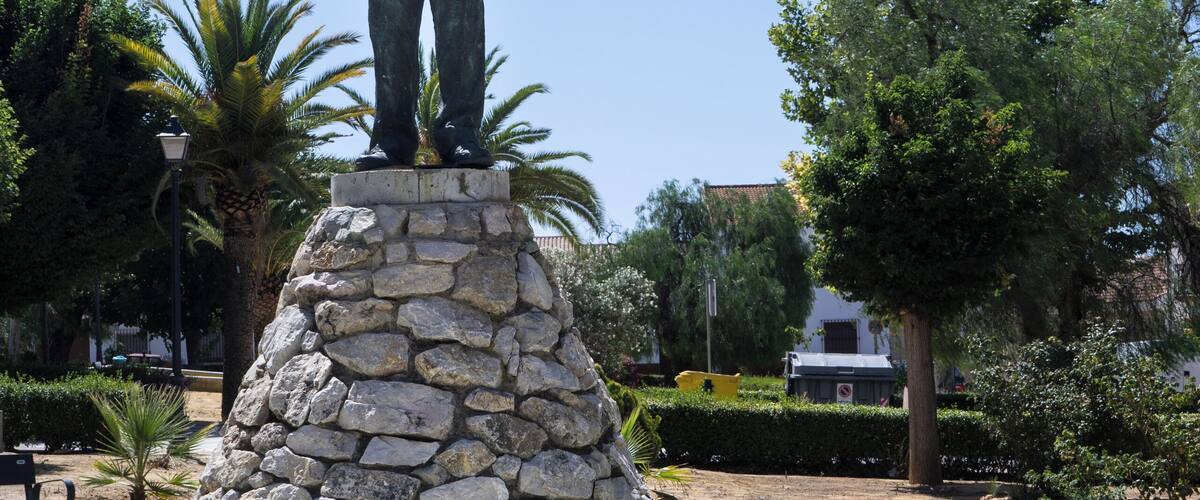 Salvador Allende Statue. Humilladero. Málaga.