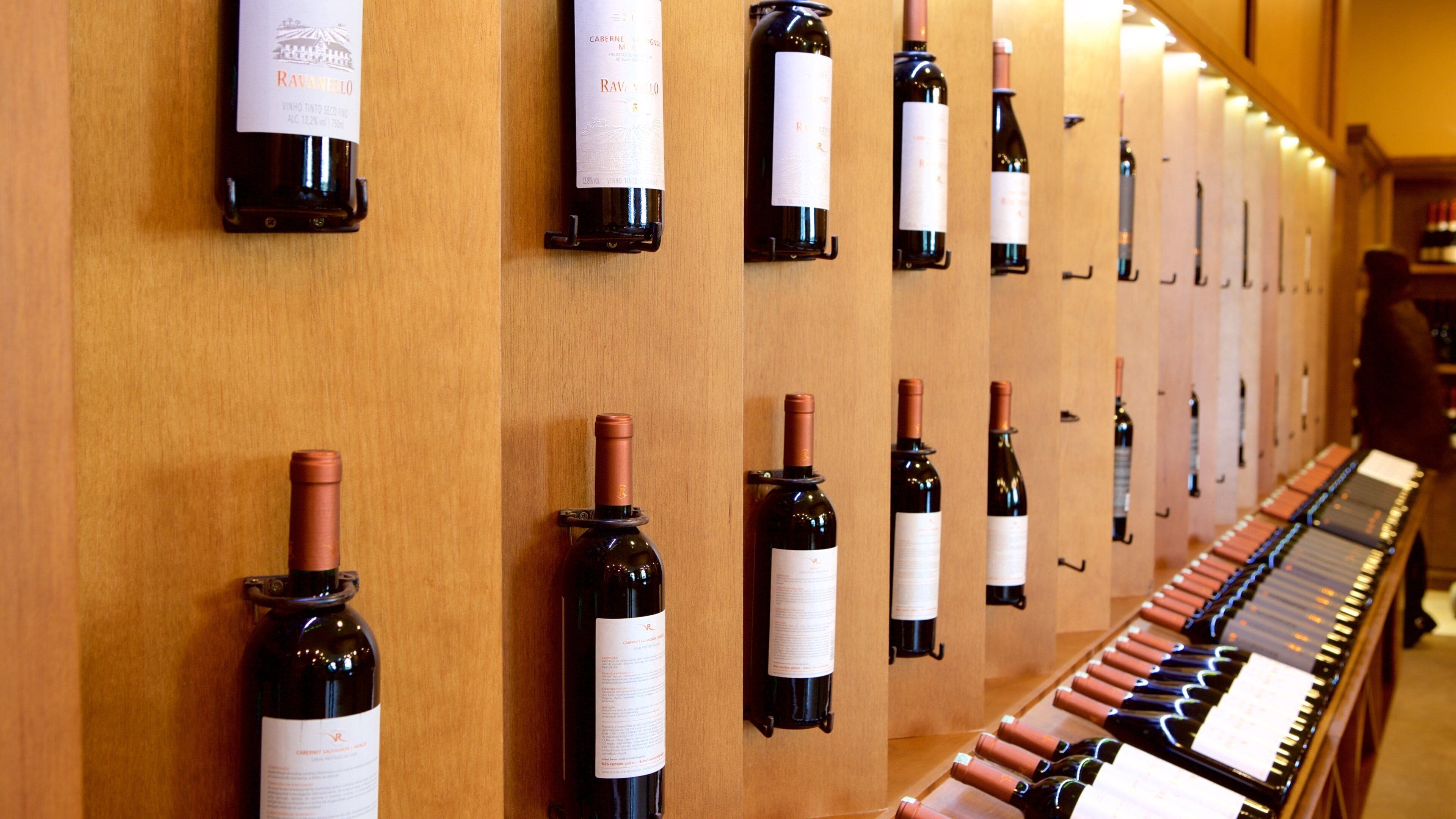 Ravanello Winery featuring interior views