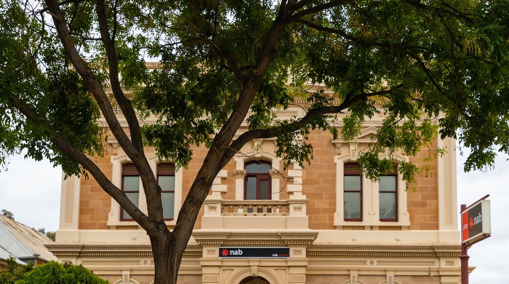 Gawler which includes heritage elements