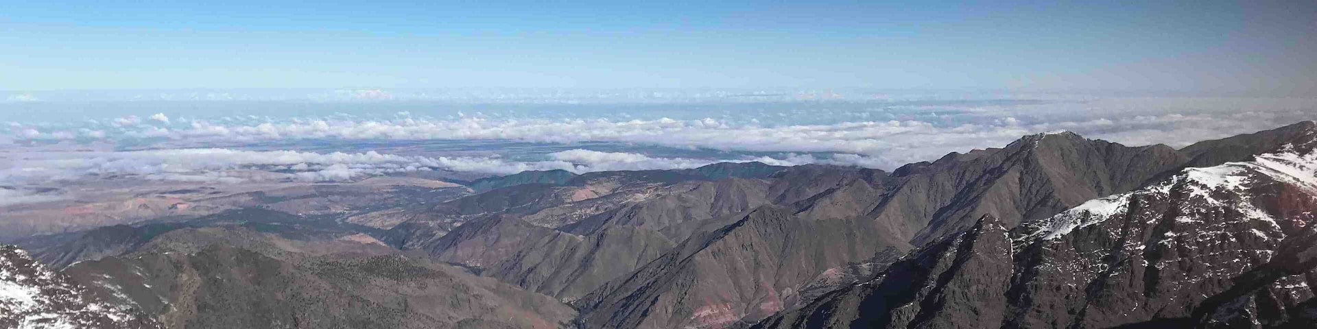 Amazing view from Toubkal. A little bit windy but sun was present :-) such a nice feeling of accomplishment !! #lifeatexpedia