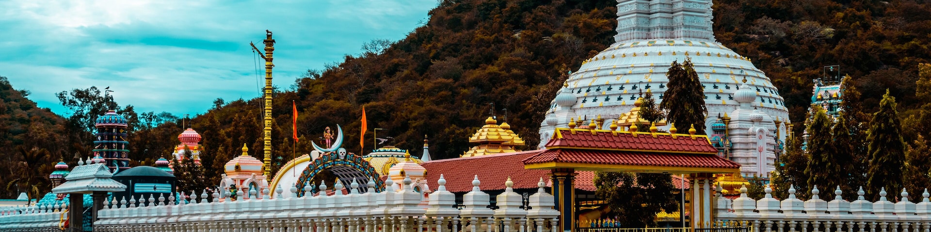 Sri Maha Bhairavar Rudra Aalayam is an Indian famous temple at Tiruvadisoolam, Chengalpattu, Tamilnadu, South India. The Famous Hindu God Temple, Indias Best Tourism Place