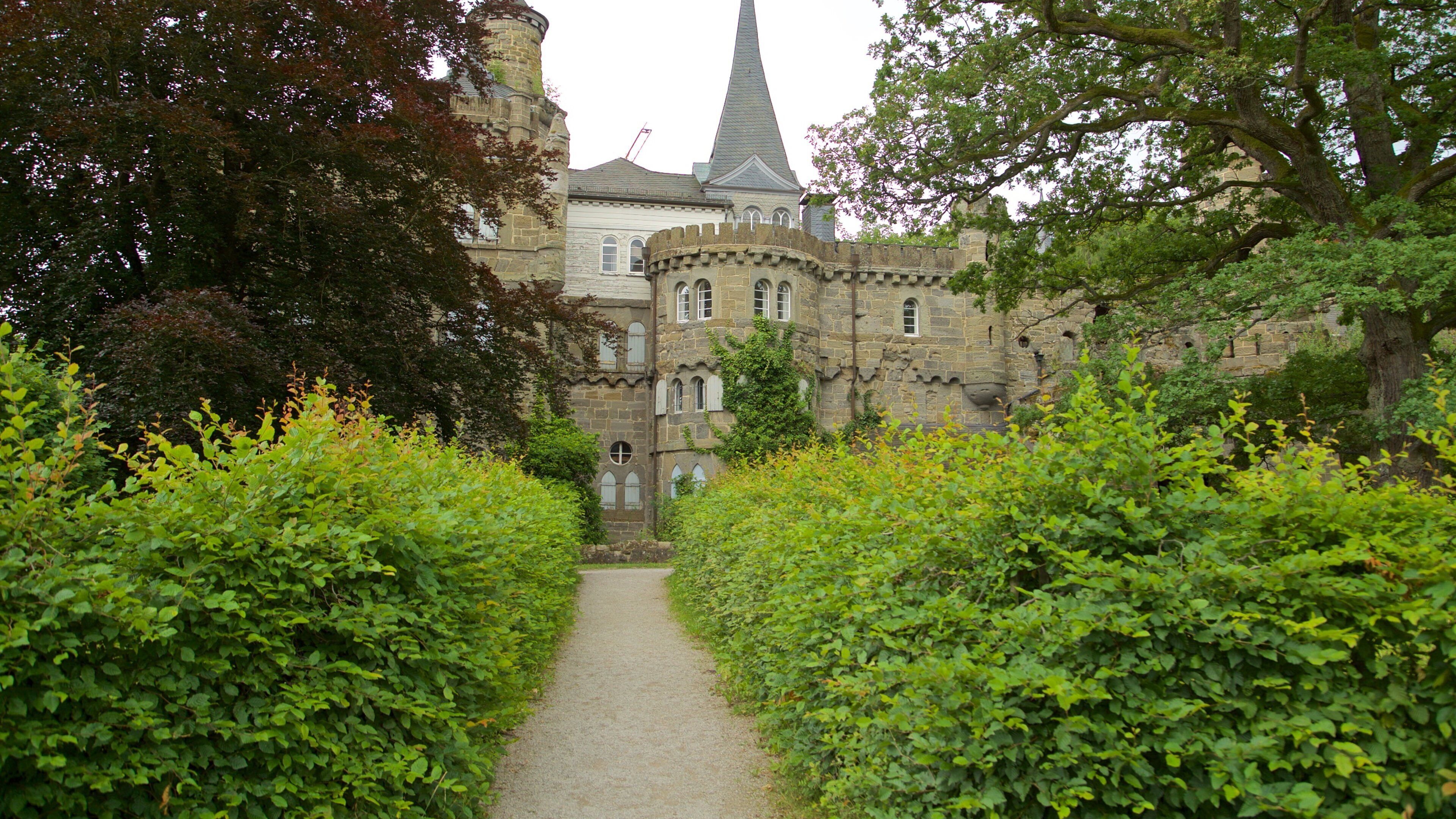 Loewenburg Castle featuring heritage architecture