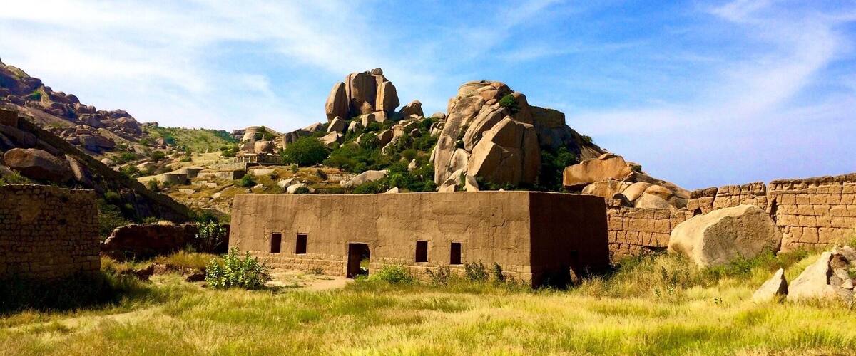Known as Kallina Kote or stone fortress, this place is steeped in legend and history. It's believed to be the place where a great ballet was fought with the boulders having been used as arsenal. In any case, it is a great day trip with lots to explore, learn and photograph. #InStone