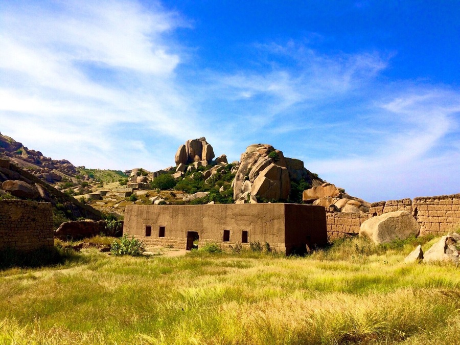 Known as Kallina Kote or stone fortress, this place is steeped in legend and history. It's believed to be the place where a great ballet was fought with the boulders having been used as arsenal. In any case, it is a great day trip with lots to explore, learn and photograph. #InStone