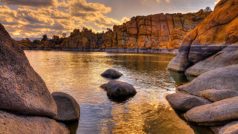 Arizona-Prescott-The Granite Dells-Watson Lake