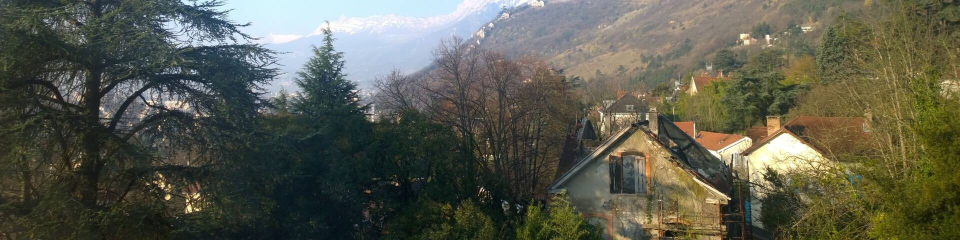 38700 La Tronche, France